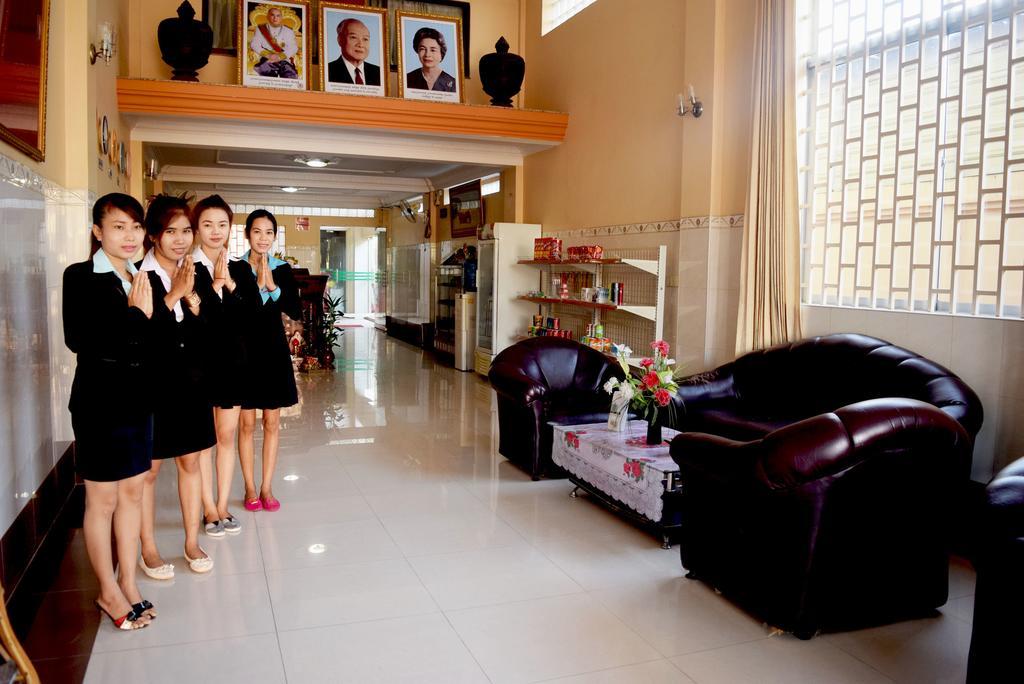 Reaksmey Battambang Hotel Esterno foto